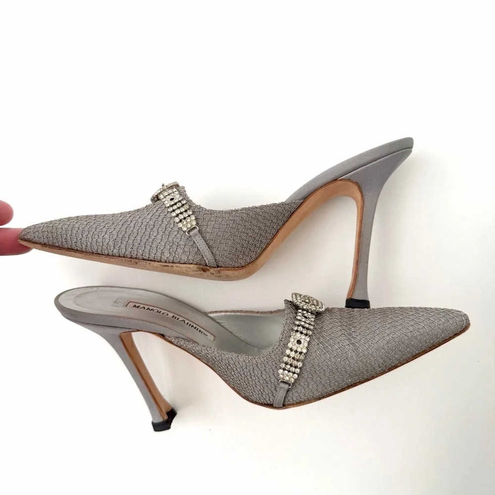 Manolo Blahnik good preowned
